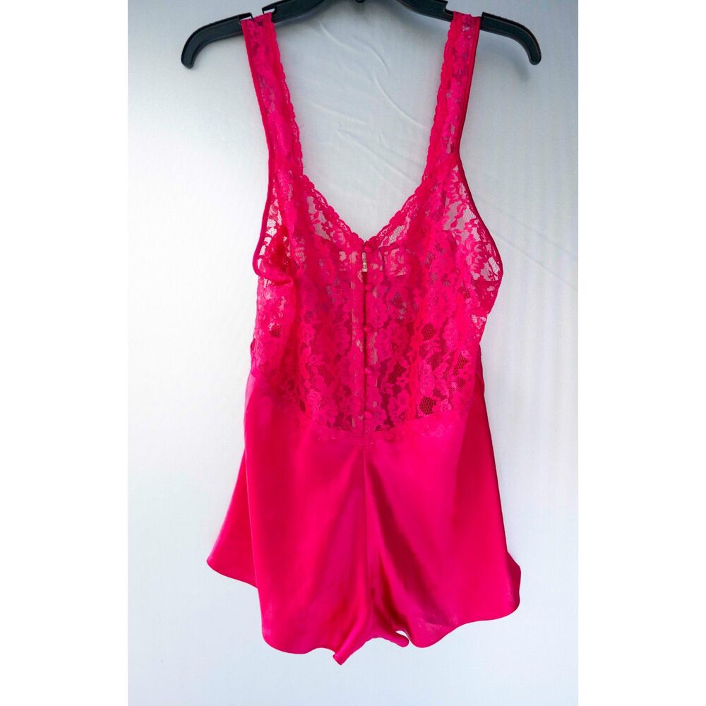 Victoria's Secret Vintage Gold Label Sexy Lace Romper Teddy Fuschia Pink Red S